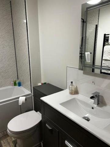 Dunroamin Self-Catering Apartment อาวีมอร์ ภายนอก รูปภาพ
