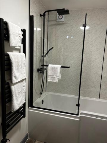 Dunroamin Self-Catering Apartment อาวีมอร์ ภายนอก รูปภาพ